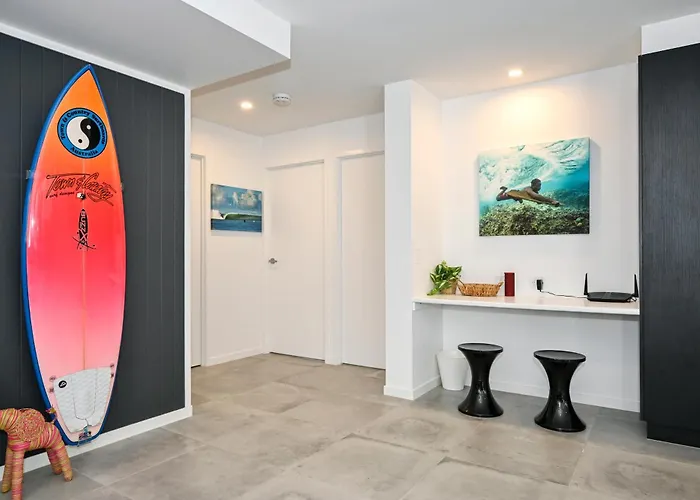 Coolum Beach - Beachside Dream - 3 B/R, 2 Bath Zf6